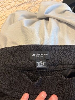 Liz Claiborne Gray Textured Ponte Pants